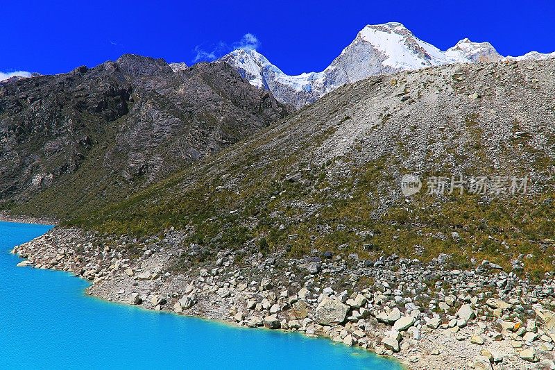 布兰卡Cordillera的Paron lake，秘鲁安第斯山脉的秘鲁人- Ancash
